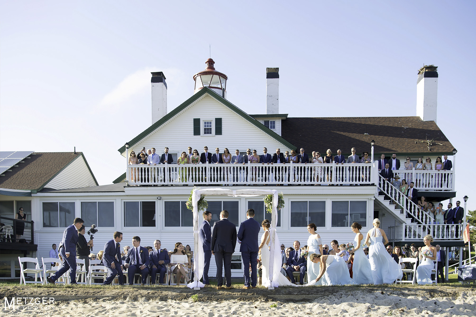 wedding photography beach ceremony